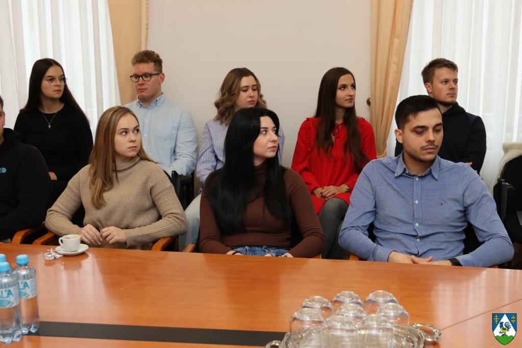 Koprivničko-križevačka županija povećala broj stipendista, 150 studenata primat će 200 eura mjesečno