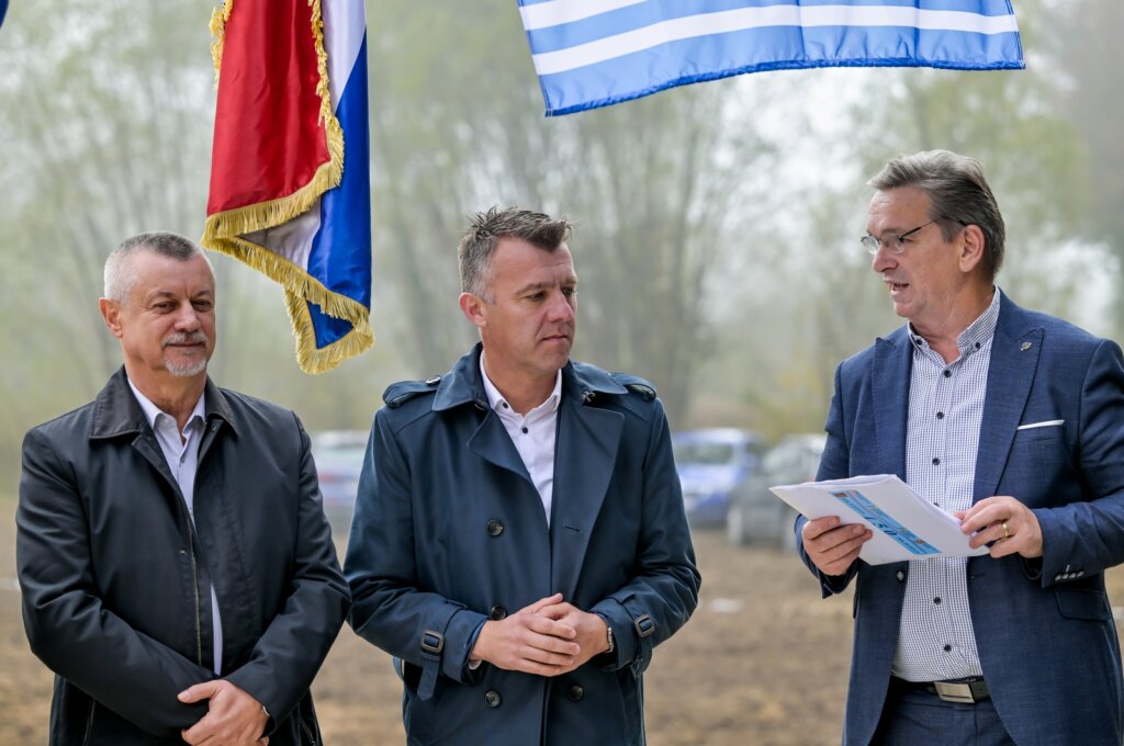 Čret Retencija (18)