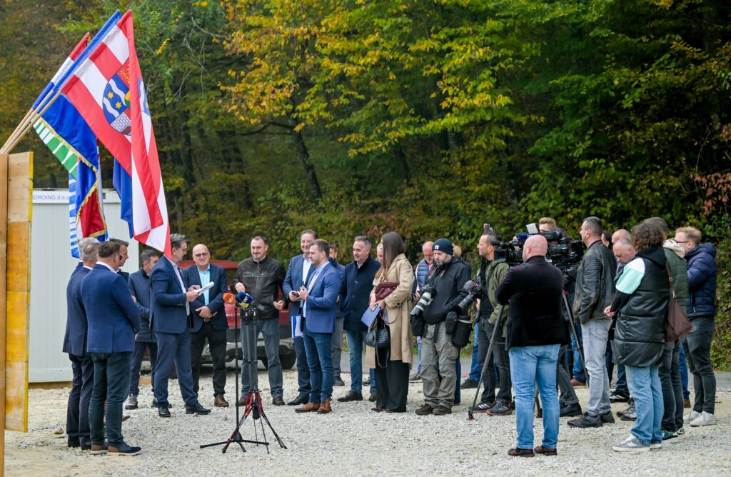 Čret Retencija (20)