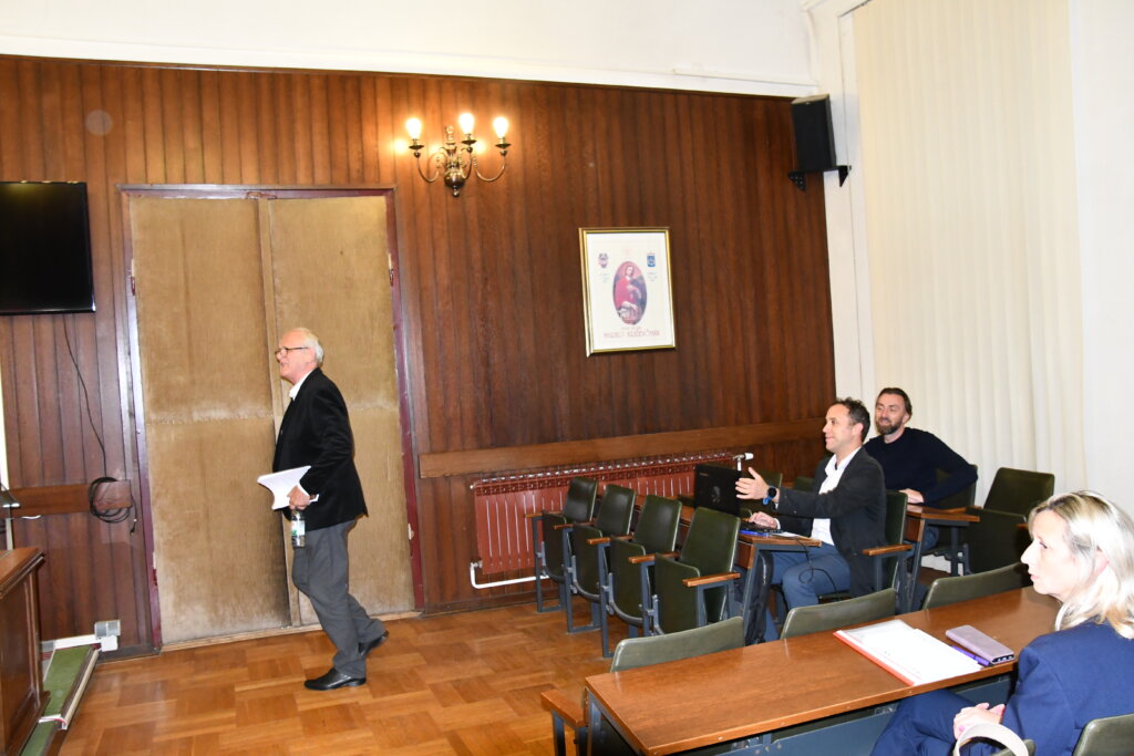 [VIDEO] Je li v.d. ravnateljica Dječjeg vrtića Križevci članica sindikata? Ivan Majdak: Gradski vijećnici ne mogu postavljati pitanja o tome je li netko član sindikata, političke stranke ili udruge