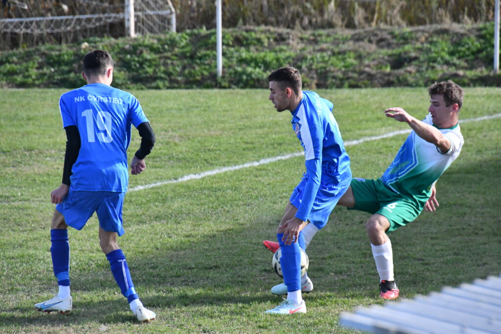 NOGOMET 2. ŽNL Čvrstec pobijedio Ratar pogotkom Petraka u petoj minuti sudačke nadoknade