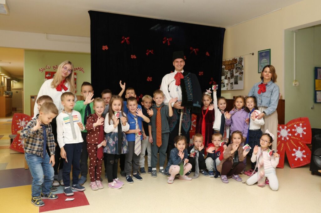 Dan Kravate Vg6 1536x1023