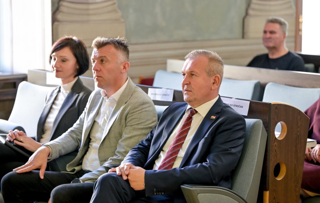 Dobrovoljni Darivatelji Krvi (10)