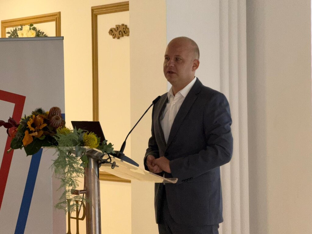 Photo 2025 10 23 10 26 13