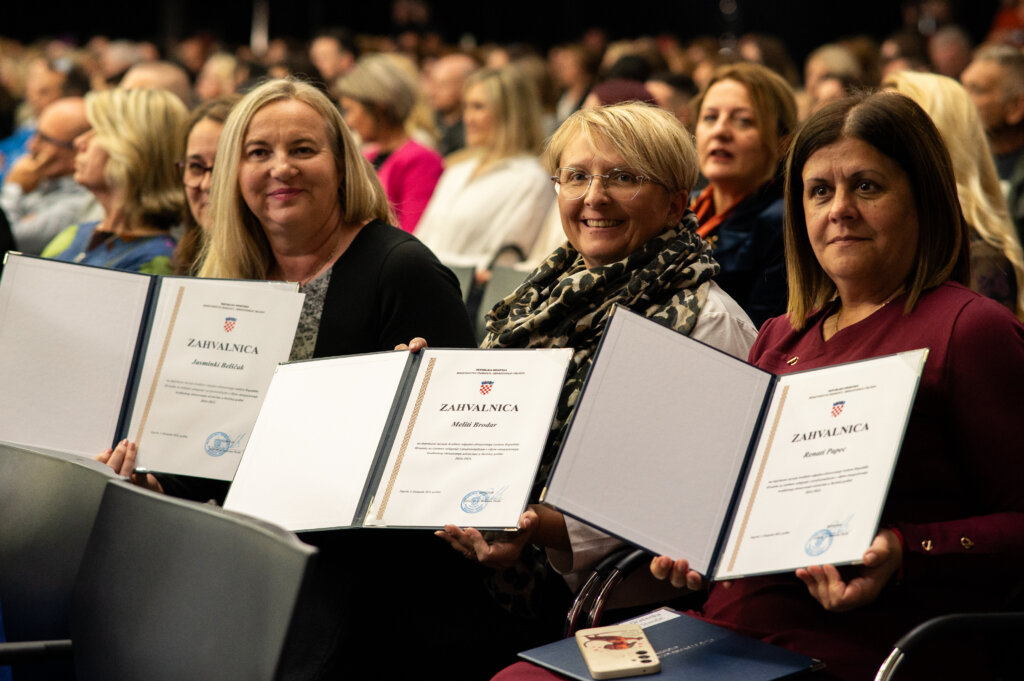 Zagreb: Dodjela Nagrada Za Najbolje Odgojno Obrazovne Djelatnike Povodom Svjetskog Dana Učitelja