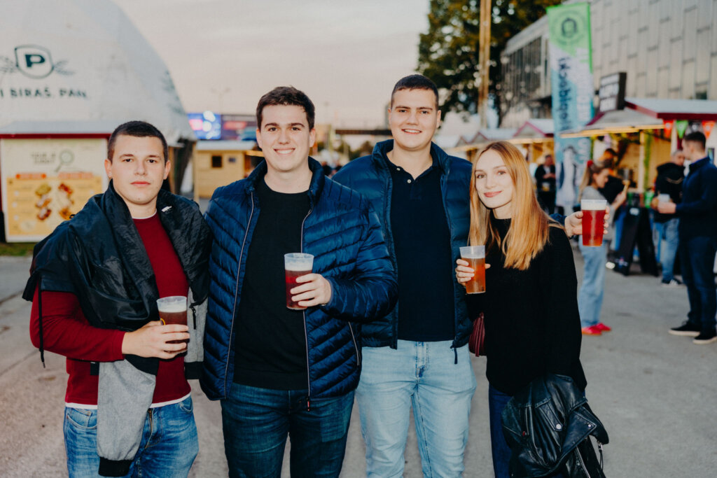 Počeo Oktobeer Fest
