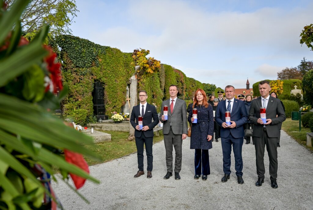 Polaganje Vijenaca (4)