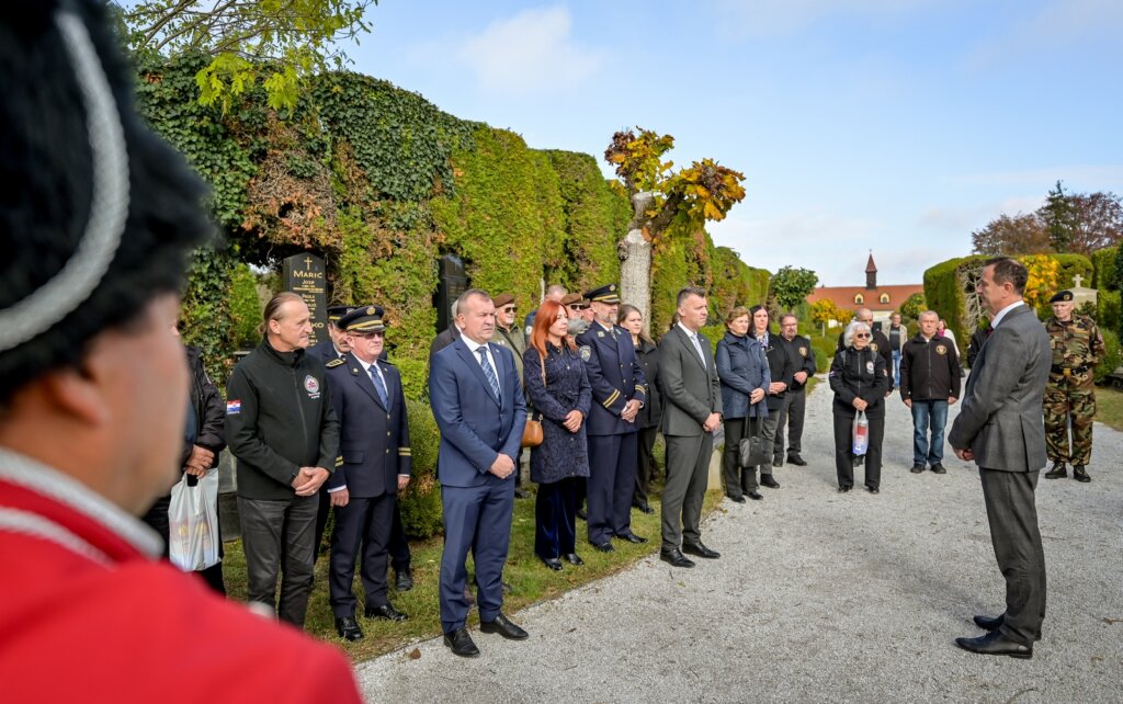 Polaganje Vijenaca (7)