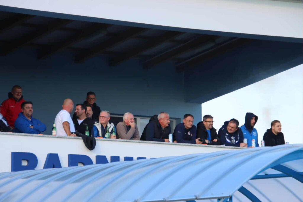 Att.9jbet50a6ki1u Tf4q2cqbbd33tytn3wyx4vduo3fb4