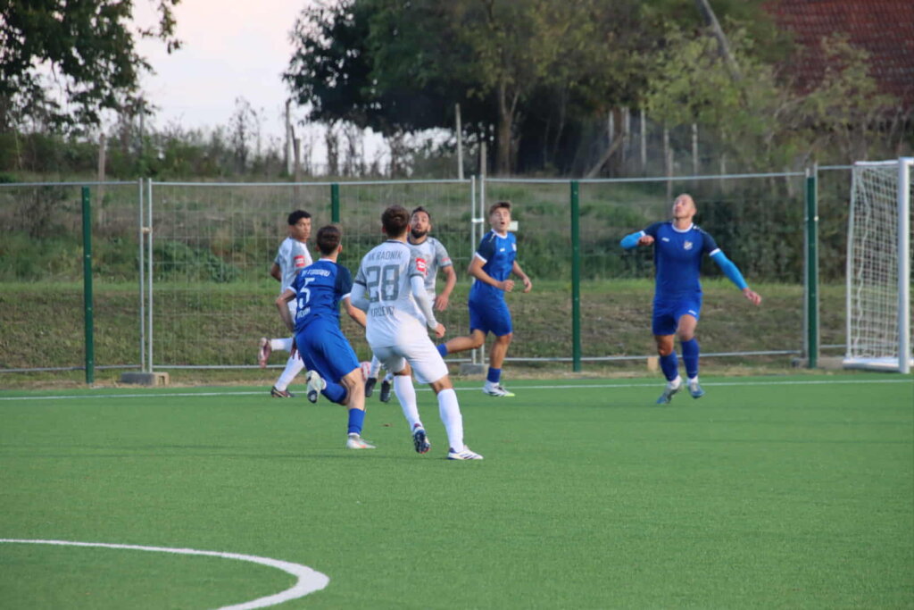 Att.x09yczfqozh8gmi6omokr6wf0nosxtdfpjj7qwmqpys