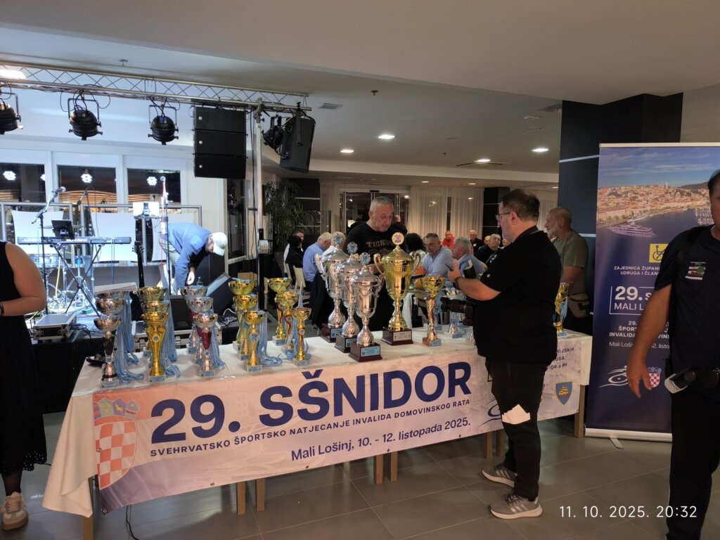 D90aacd6 7171 424f 9600 B13f86d62bcc