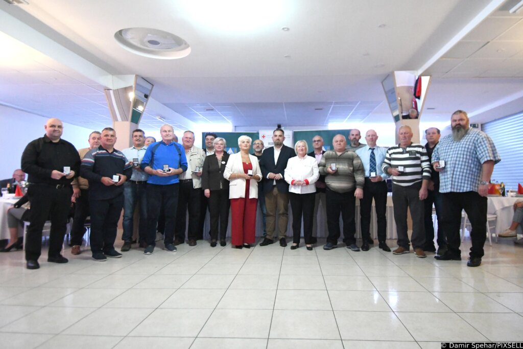 [VIDEO] Župan  Golubić poručio darivateljima krvi: Ponosni smo što smo već desetljeće u samom hrvatskom vrhu po broju darivatelja