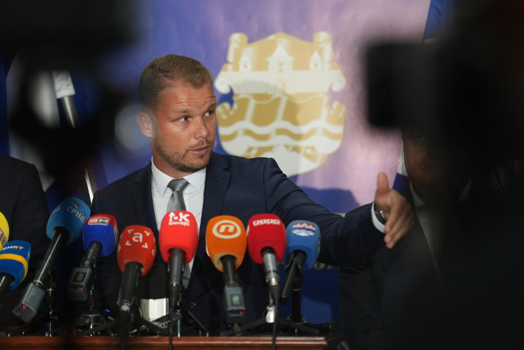 Čelnik oporbene stranke Dodikovu SNSD-u sa Čovićem – protiv preglasavanja Hrvata