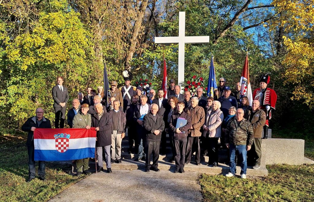 Kod Spomen križa u Dravskoj park šumi odana počast žrtvama likvidacija Drugog svjetskog rata i poraća