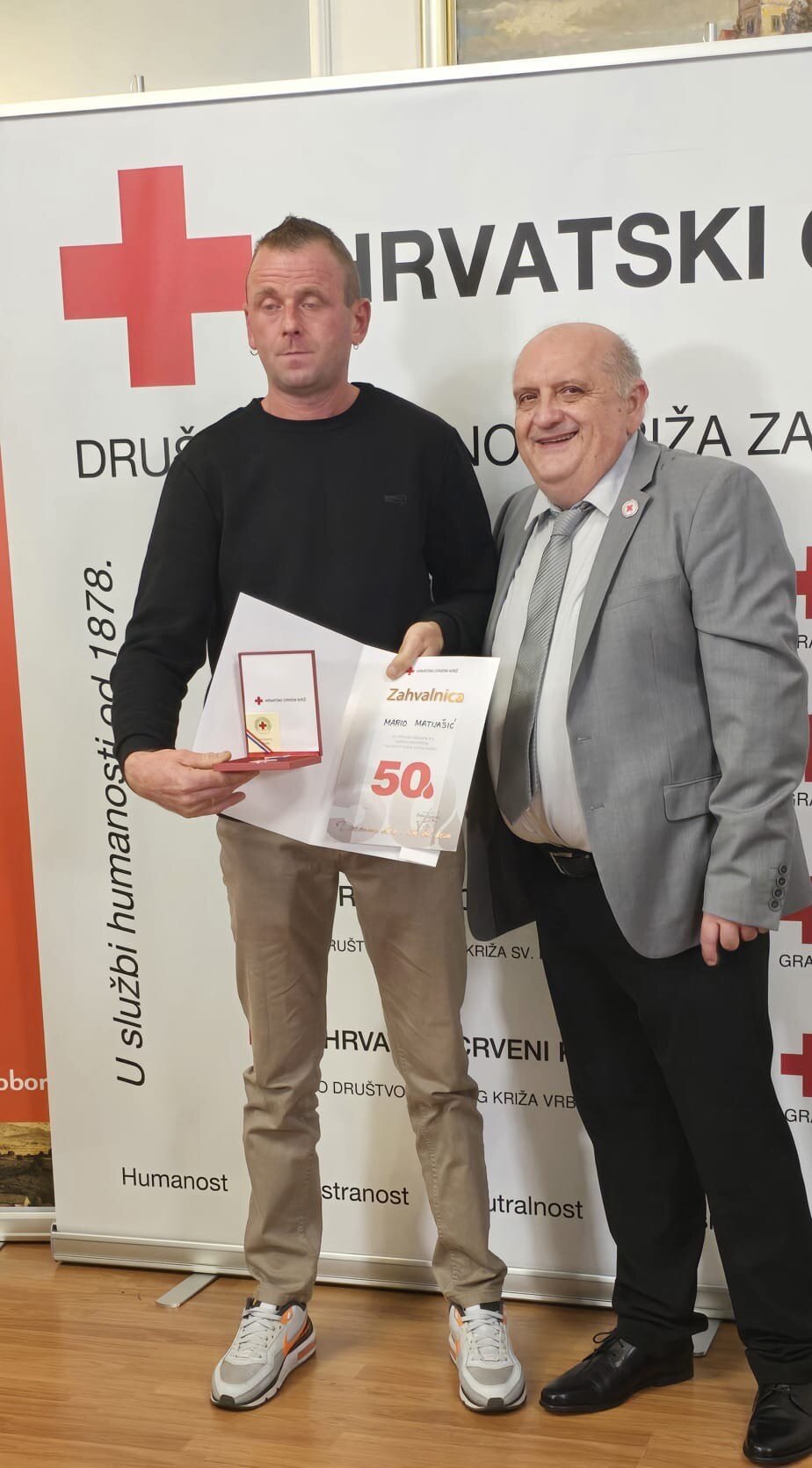 E87db24b E40f 44d3 9458 9a623623e35e