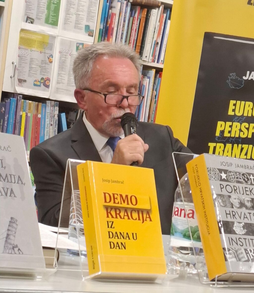 Eb213c08 9a38 4bc2 95f8 7b590a02b848