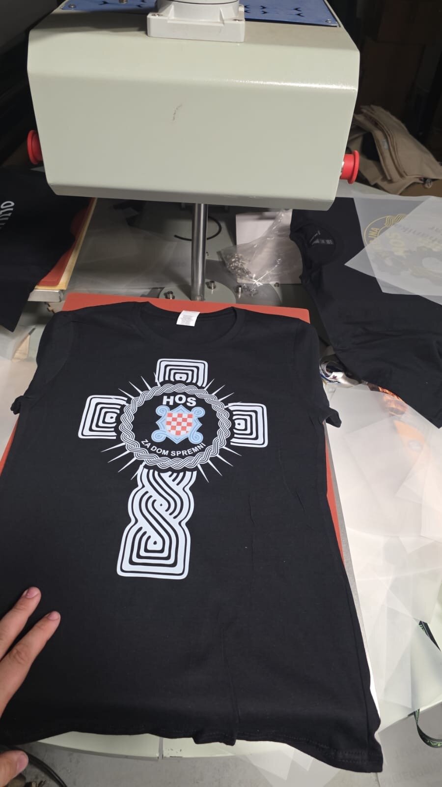 Ffccecf1 84eb 4216 B331 Fcc46b2c5364