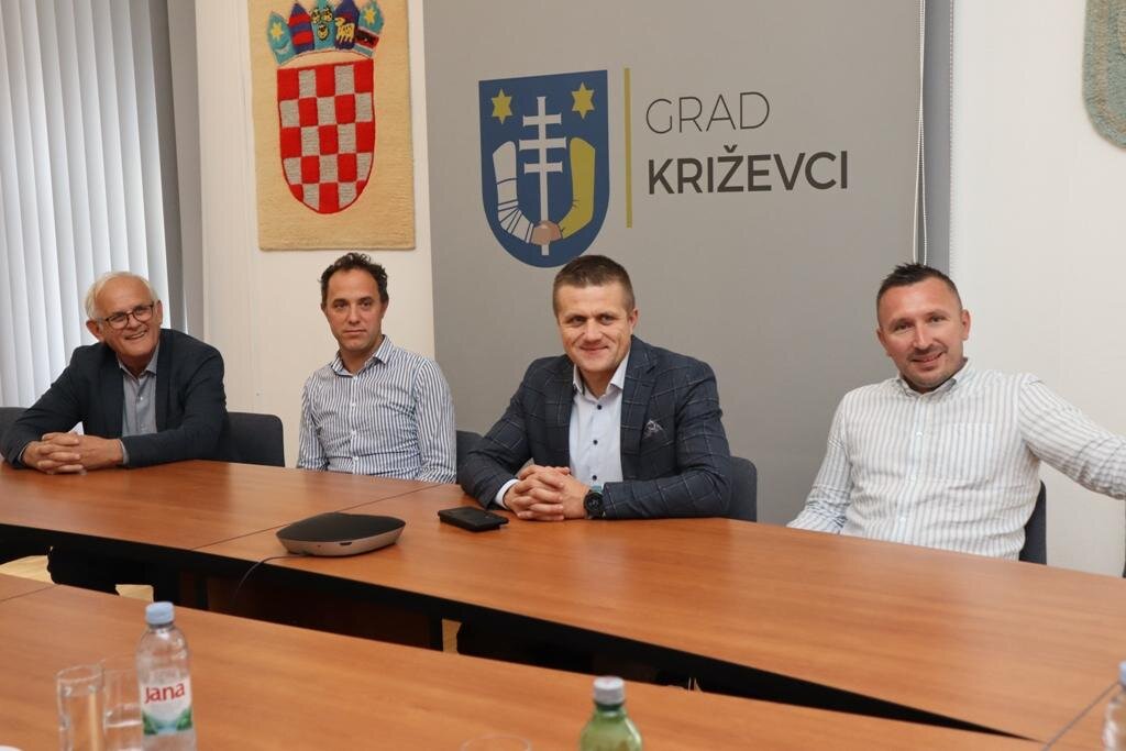 Katanović, Švagelj, Majdak i Novosel primili nordijske hodače