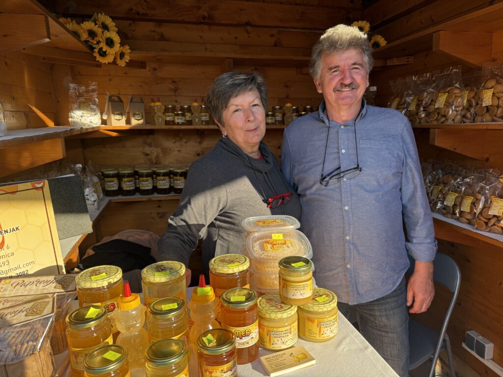OPG Hrženjak u Križevcima nudi zlatni med od bagrema i lipe