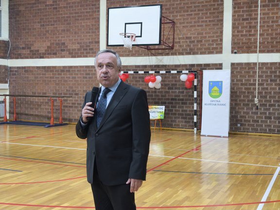 Img 20251029 192421 1.jpg 648x432 Q85 Subsampling 2