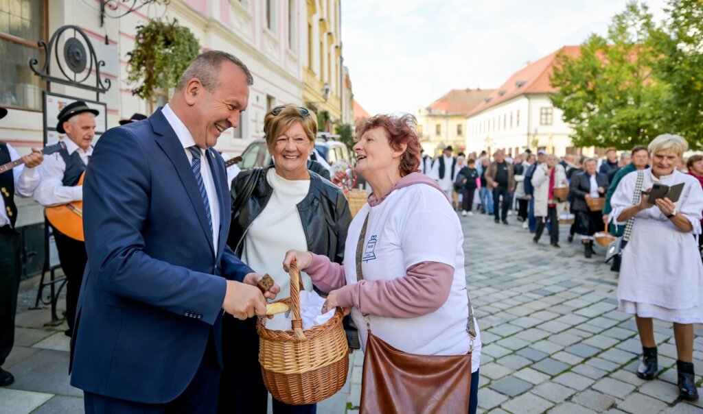 Mimohod Dan Starijih Osoba (7)