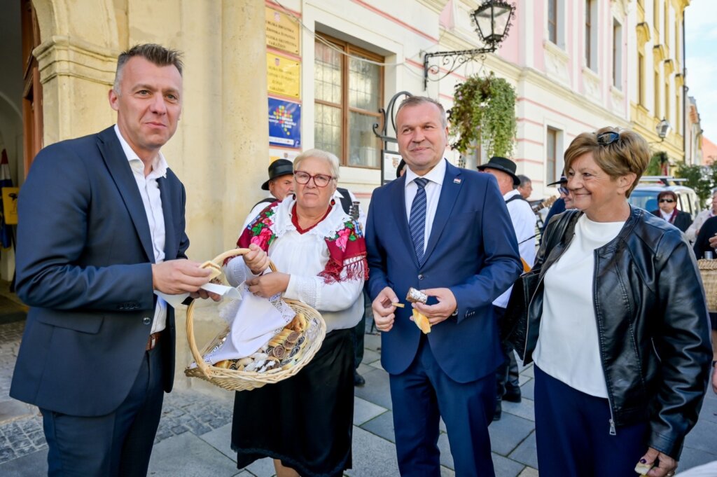 Mimohod Dan Starijih Osoba (8)