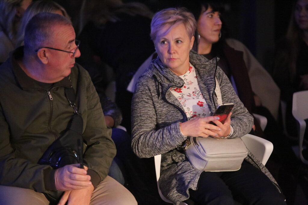 Modna Revija 2025 05