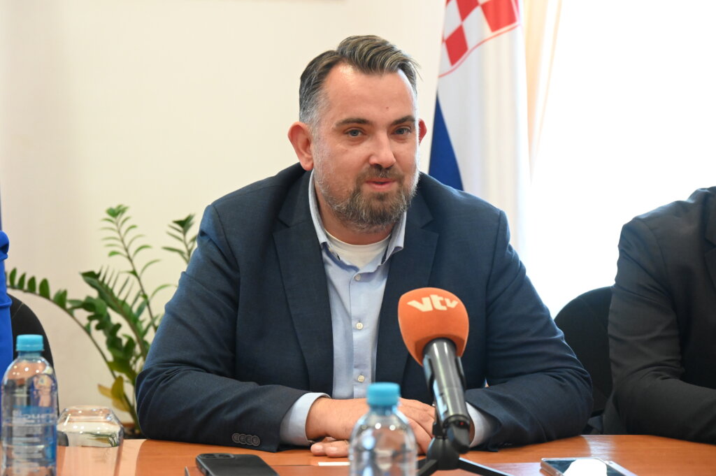 Nagrađeni Profesori (3)