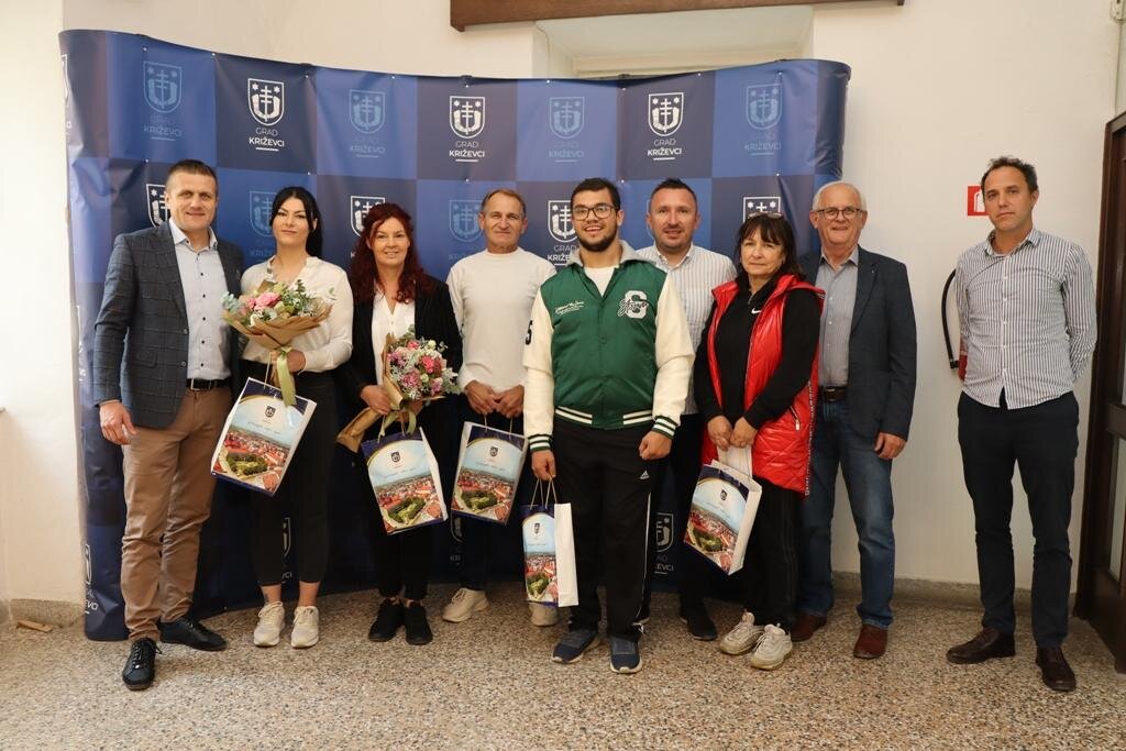 Katanović, Majdak, Švagelj i Novosel primili sudionike Svjetskog prvenstva u obaranju ruku