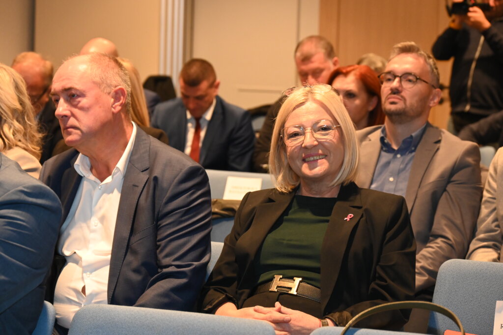 Sjednica Zg 1393 (13)