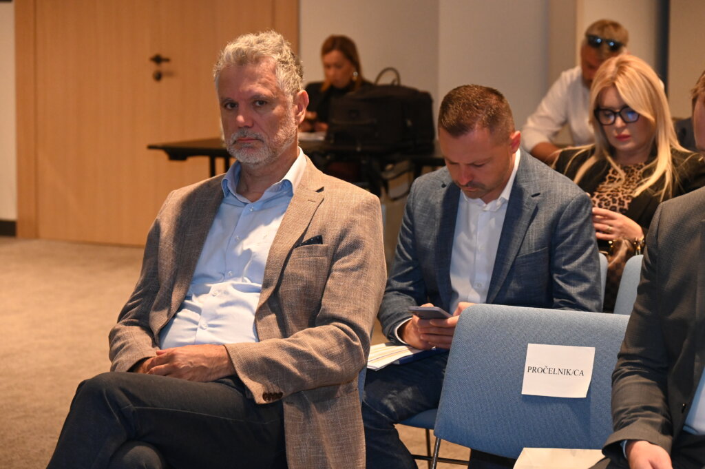Sjednica Zg 1393 (14)