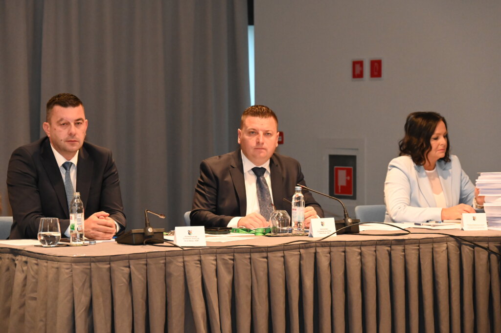 [FOTO/VIDEO] POVIJESNA ULAGANJA U ZAGREBAČKOJ ŽUPANIJI Kreće izgradnja i dogradnja 12 škola i dvorana na području županije