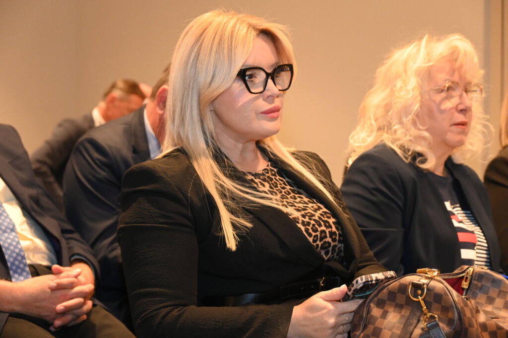 Sjednica Zg 1393 (33)