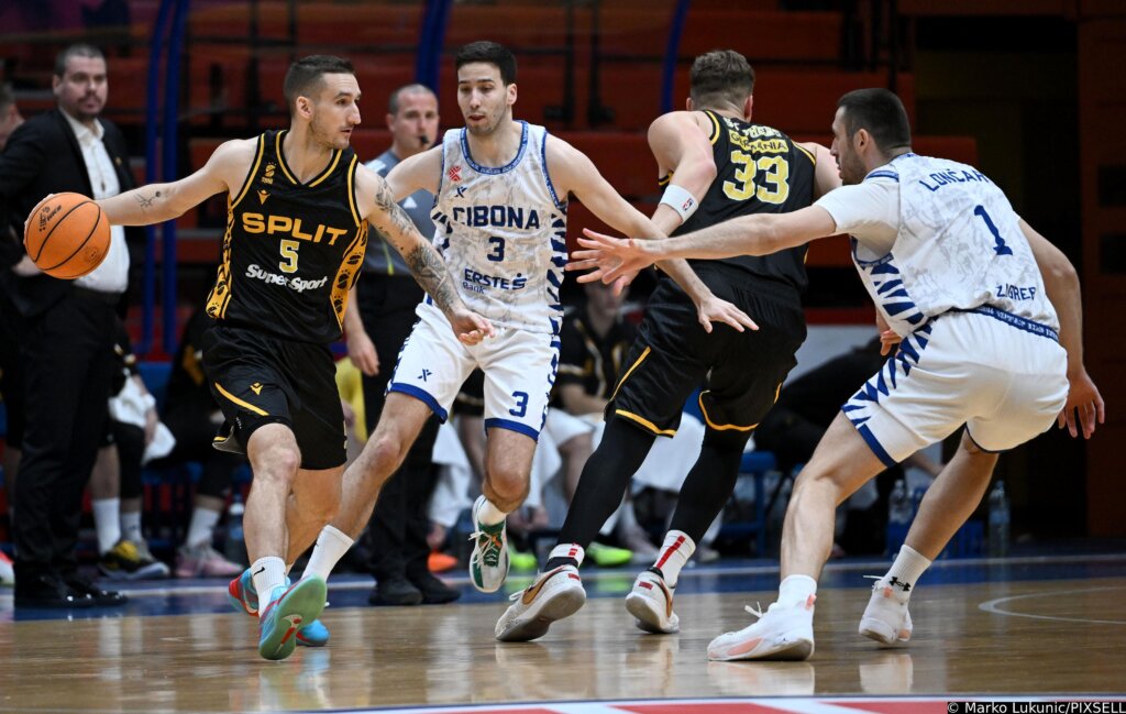 PH košarkaši: Split sačuvao pobjedu protiv Cibone