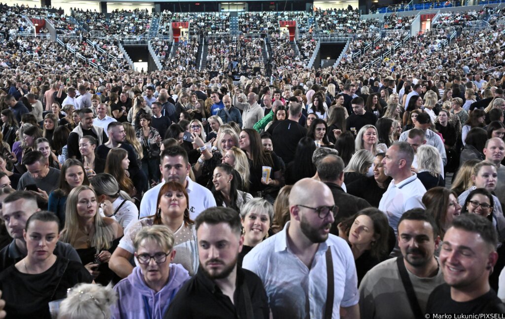Neda Ukraden Održala Koncert U Areni Zagreb