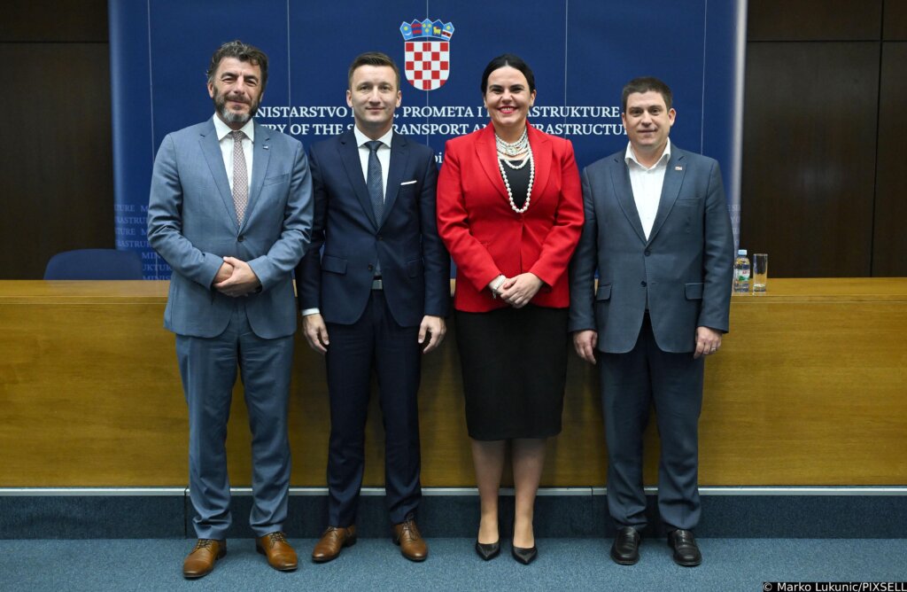 Direktorica KPC-a Jelena Velić potpisala ugovor vrijedan 820 tisuća eura i poručila: “Ovo je moj šećer na kraju prije odlaska iz KPC-a”