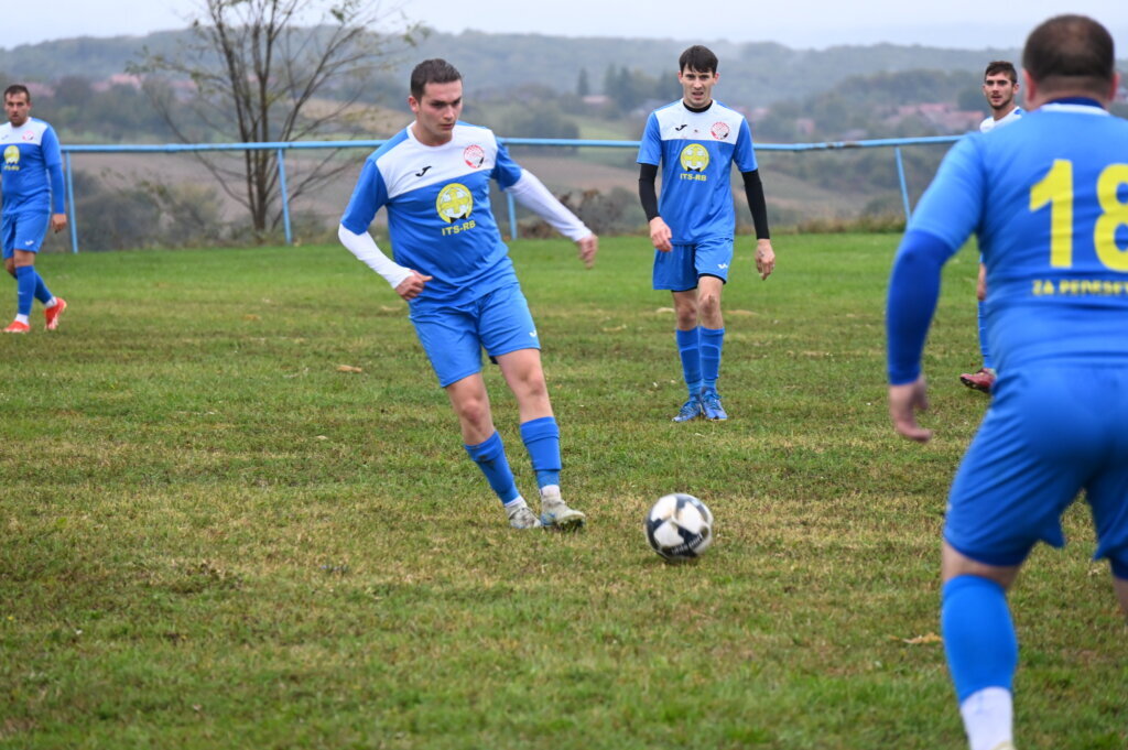 NOGOMET 1. ŽNL Visoka pobjeda Močila, poraz Viktorije