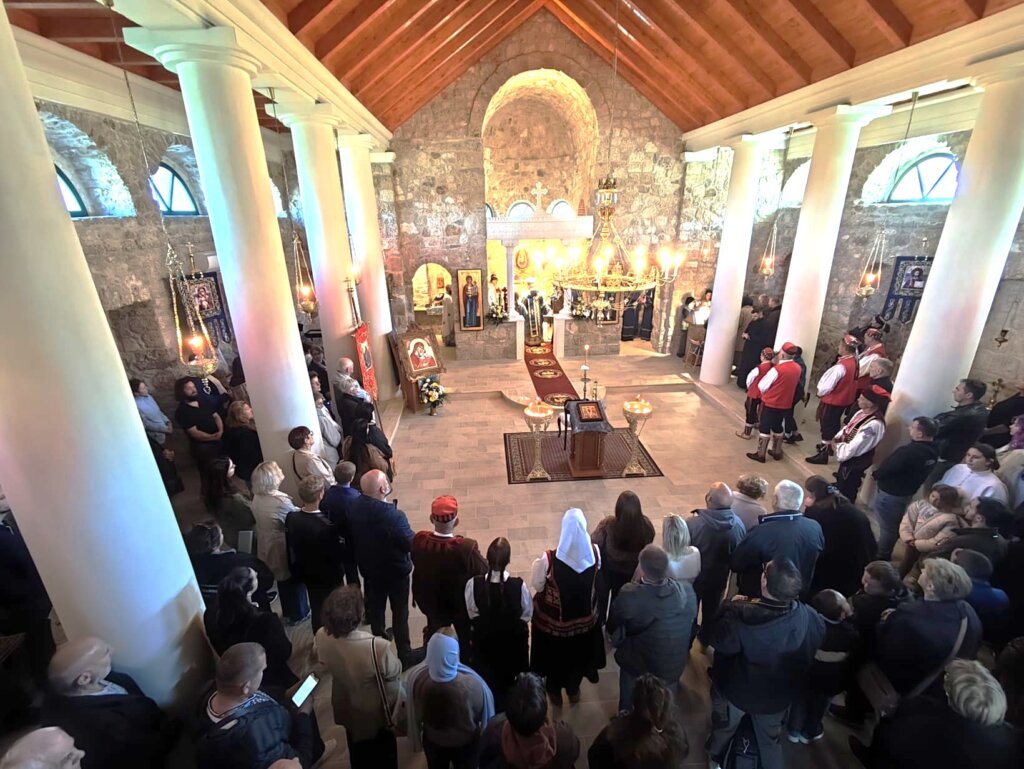 Vladika Stipić predvodio slavlje Pokrova presvete Bogorodice u Kričkama