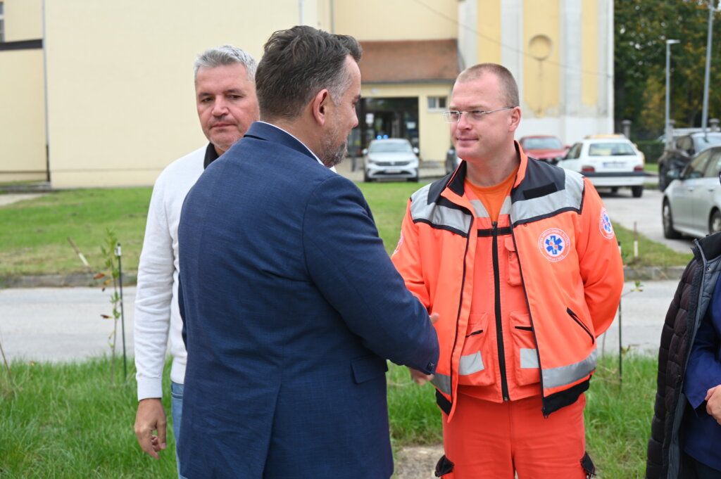 Vozila Hitne 2145 (15)