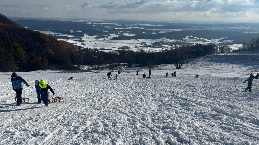 0d353221 B09c 4f06 A63a 31eea83171da