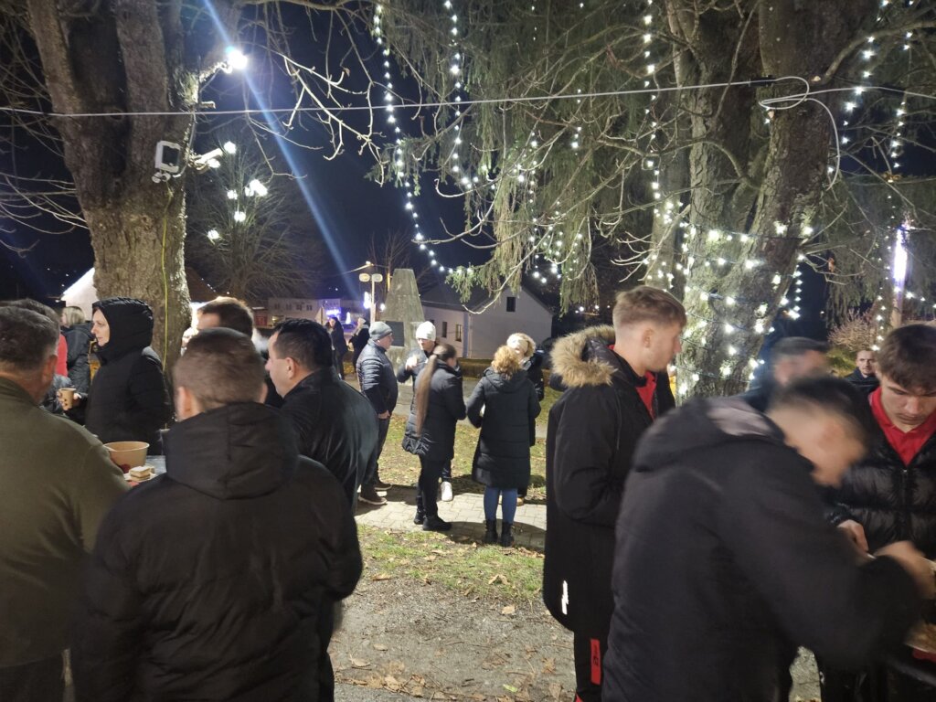 1149b8dc C373 478f Afe3 7431aaf76b66