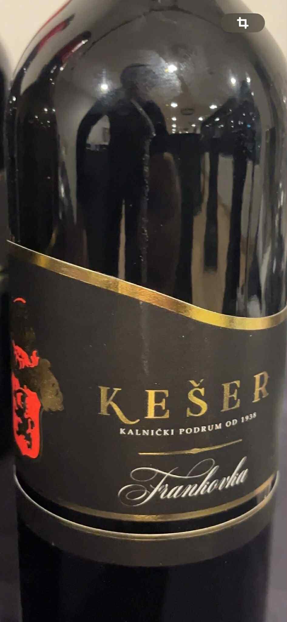 1e05bc9e Eb97 4c23 B0f2 167e1978c126