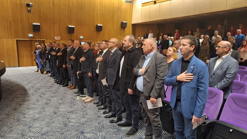 20251113 181807 1024x576