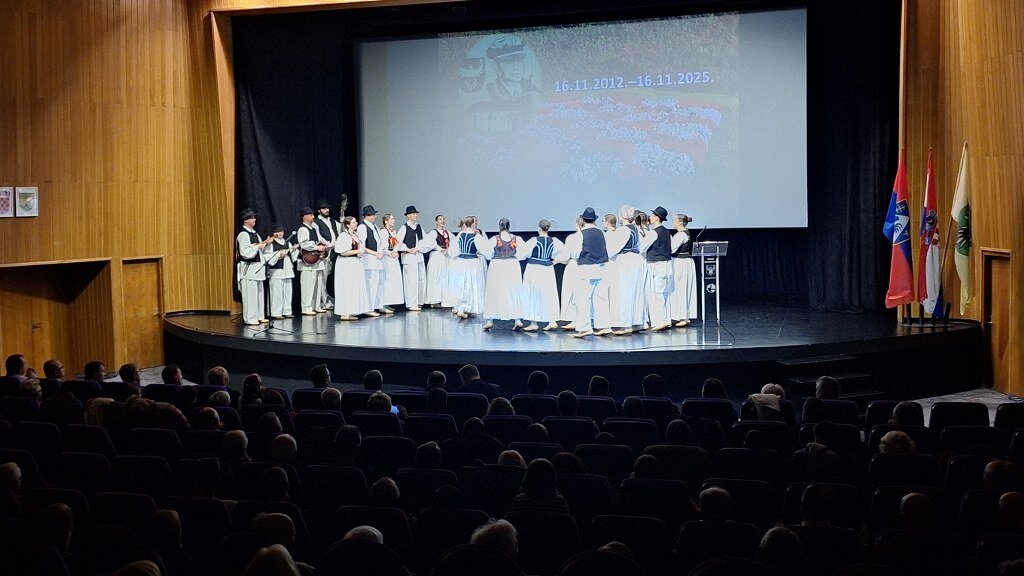 20251113 190843 1024x576