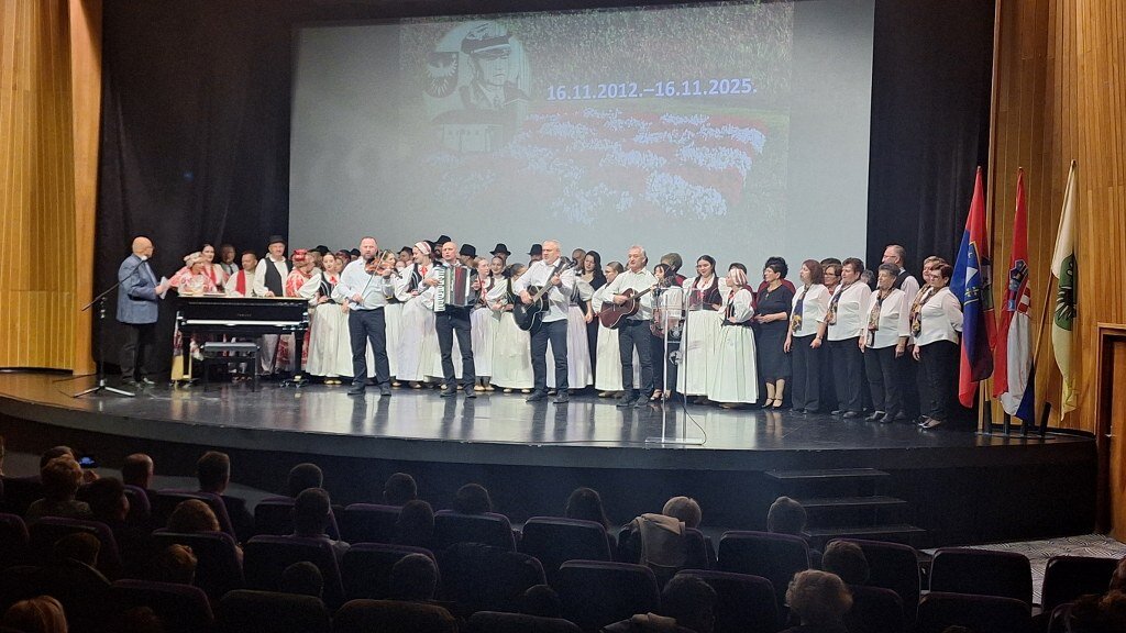 20251113 205022 1024x576