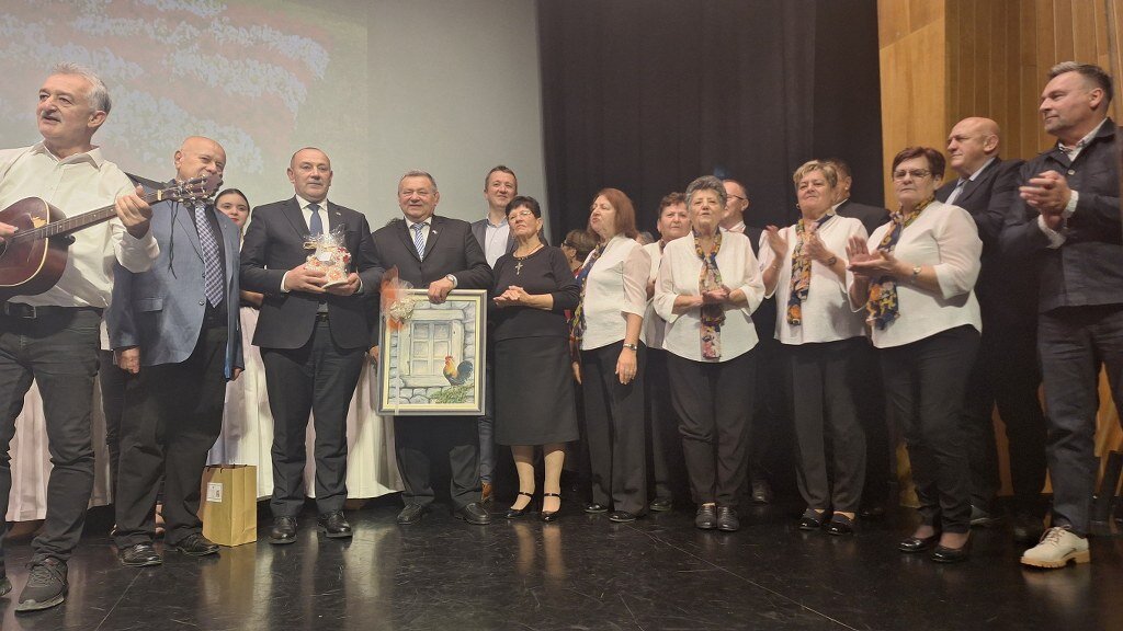 20251113 205812 1024x576