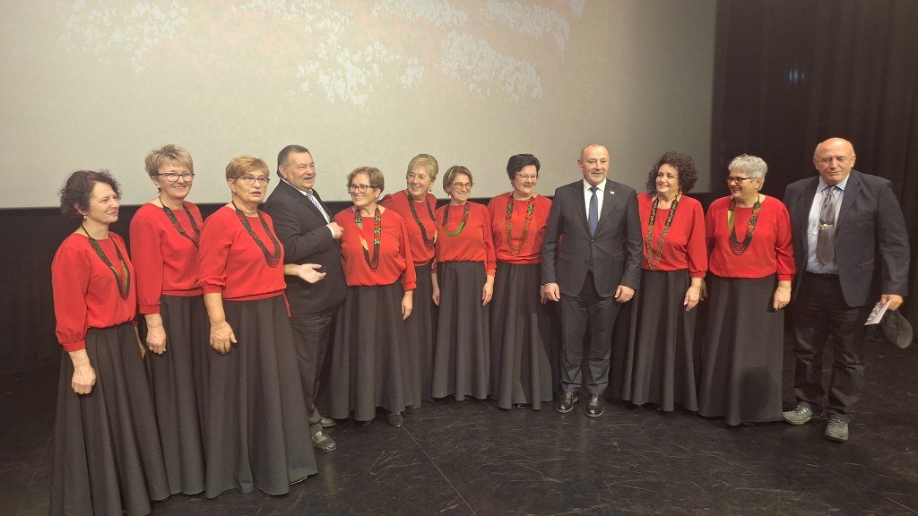 20251113 210730 1024x576