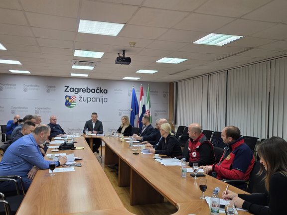 20251126 091205 Resized.jpg 648x432 Q85 Subsampling 2