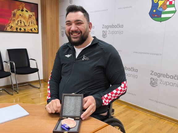 559526762 831769815865202 7521253455898587603 N.jpg 648x432 Q85 Subsampling 2