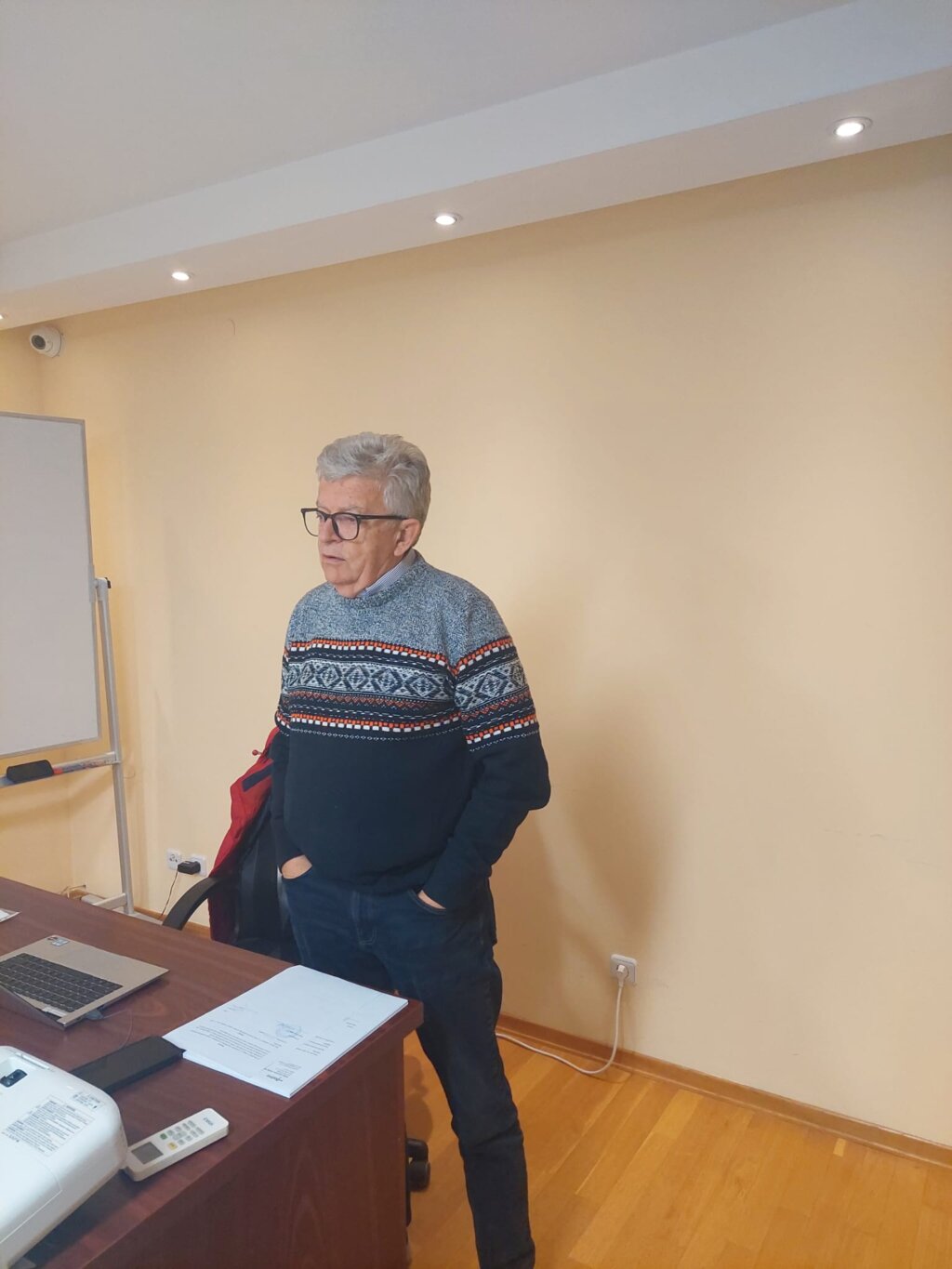 588210304 1156637113250667 48441963086065653 N